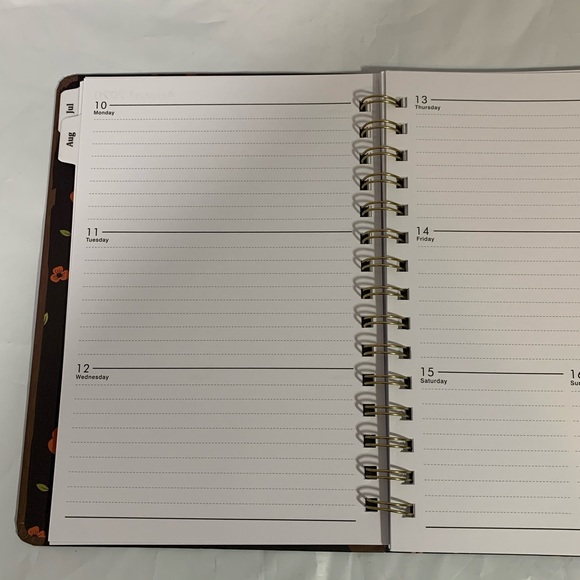 Sloth Academic Planner w/Tabs July 20 - June 2021 - Picture 4 of 9